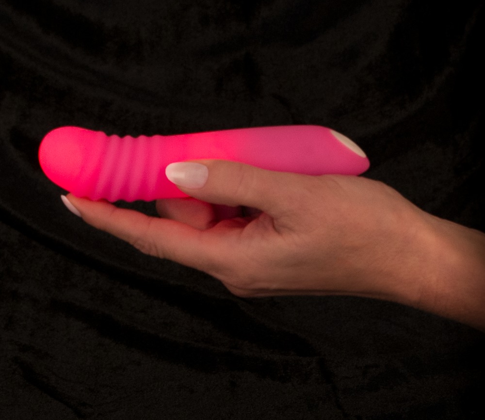 Vibrator Flashing, 7 Moduri Vibratii, Silicon, USB, Roz, 15 cm, Nr. 5, Erotic24.ro