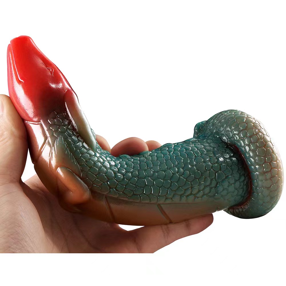 Dildo Chinese Dragon cu Ventuza, Silicon Lichid, Rosu/Verde, 19 cm, Passion Labs, Nr. 3, Erotic24.ro