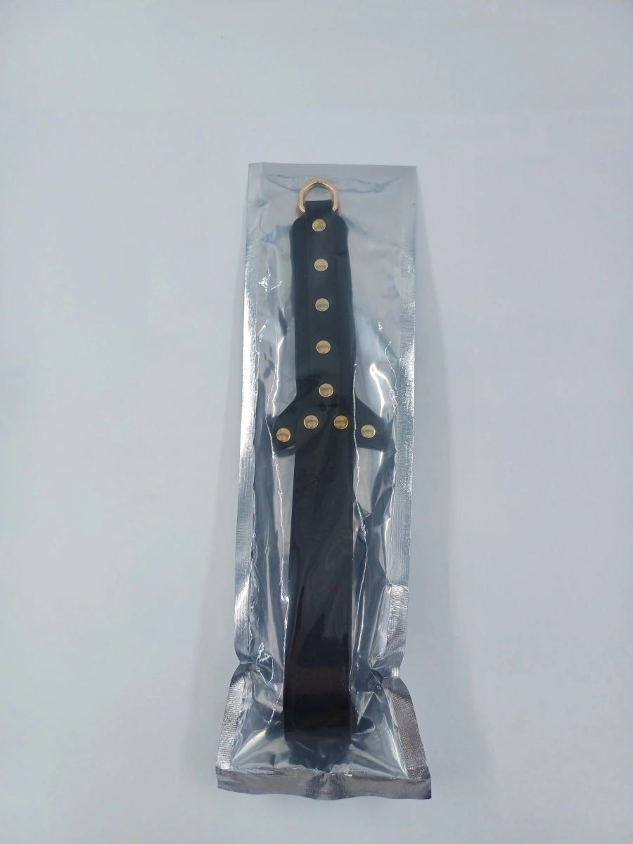 Padela cu Capse Aurii, Piele Ecologica, Negru, 29 cm, Nr. 2, Erotic24.ro