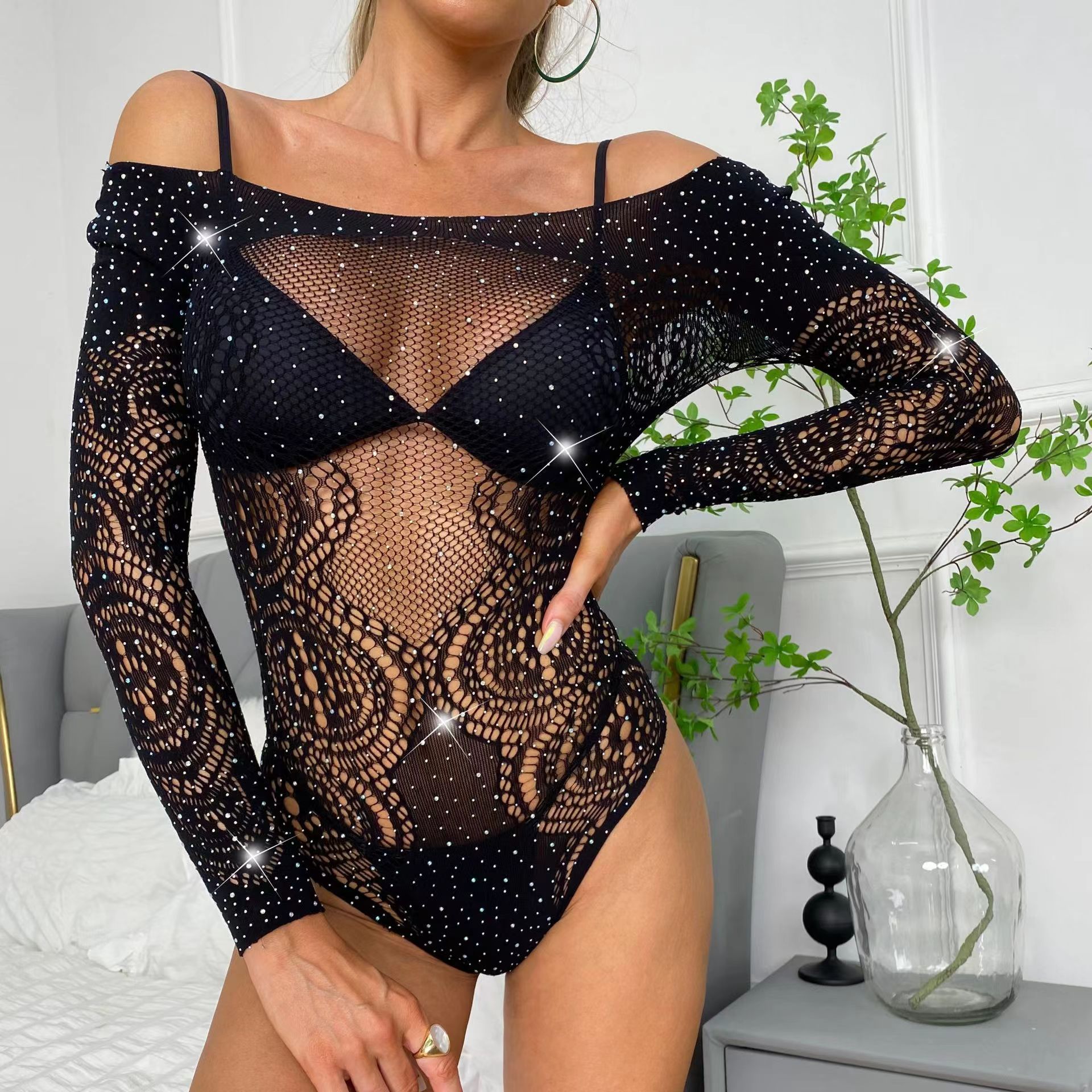 Body Sexy cu Maneci Lungi si Strasuri, Negru, S/M, Nr. 4, Erotic24.ro