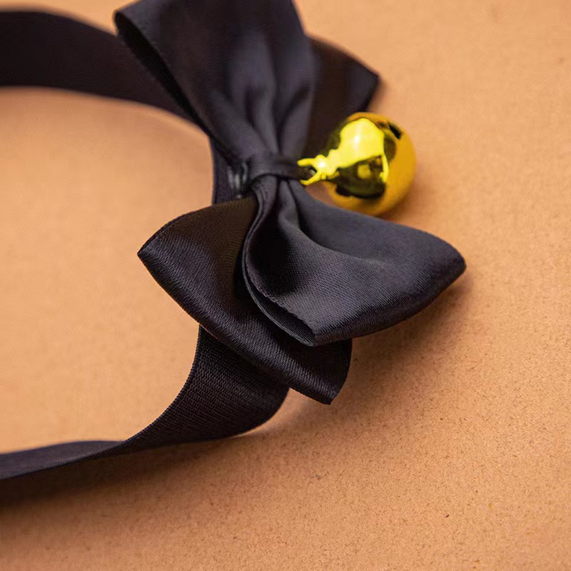 Choker cu Fundita si Clopotel, Negru, Mokko Toys, Nr. 4, Erotic24.ro