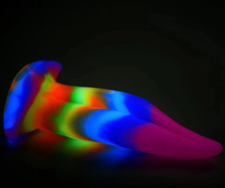 Dildo Luminous Tongue, Fosforescent, Silicon Lichid, 22 cm, Nr. 4, Erotic24.ro