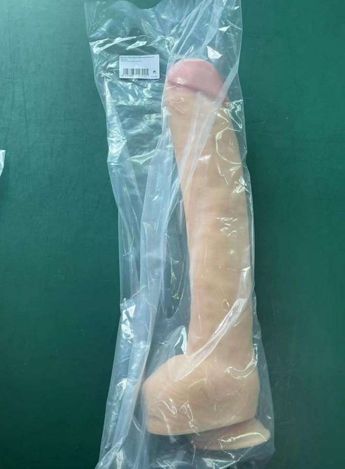 Dildo Realist Boggie cu Ventuza, PVC, Natural, 41.5 cm, #7, Erotic24.ro