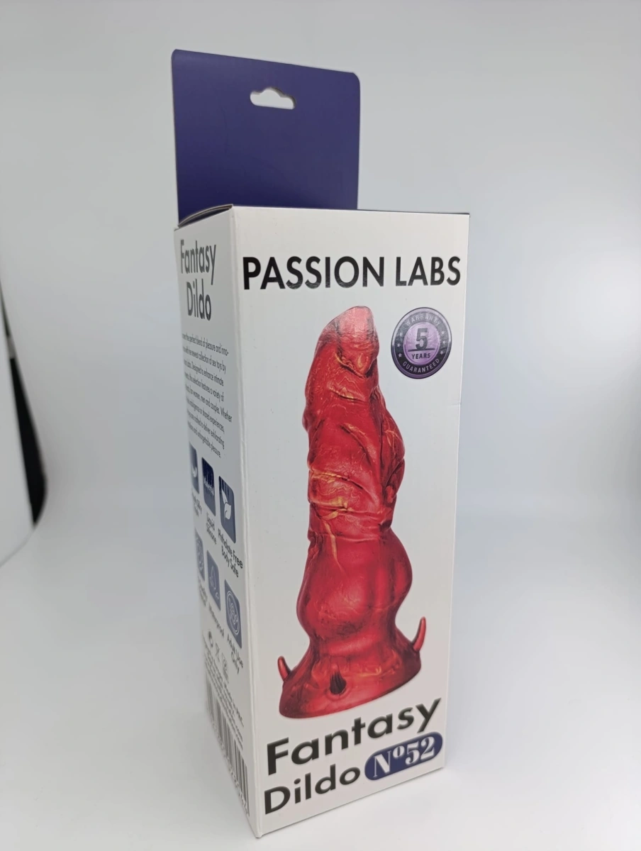 Dildo Fantasy No. 52 cu Ventuza, Silicon Lichid, Rosu, 19.5 cm, Passion Labs, Nr. 9, Erotic24.ro