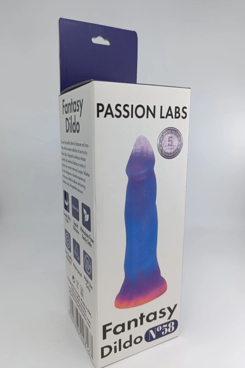Dildo Fantasy No. 58 cu Ventuza, Silicon Lichid, Rosu Bordeaux, 22 cm, Passion Labs, Nr. 10, Erotic24.ro