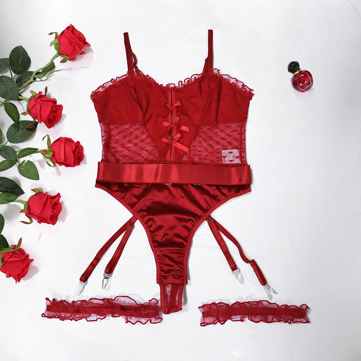 Set Lenjerie 2 Piese Moulin Rouge, Body si Jartiere, Rosu, M, #6, Erotic24.ro