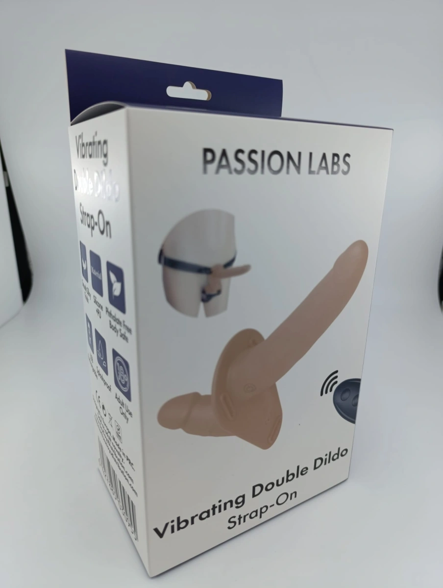 Strap-on pentru Femei, Remote Control, 10 Moduri Vibratii, Silicon, USB, Natural, Passion Labs, Nr. 4, Erotic24.ro