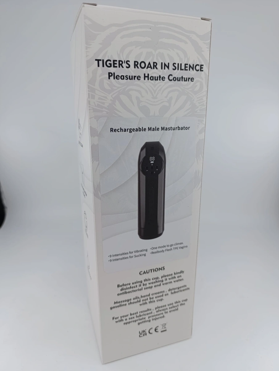 Masturbator Electric 9 Moduri Vibratii, 9 Moduri Suctiune, USB, TPE Realist, Negru, 27.1 cm, #17, Erotic24.ro