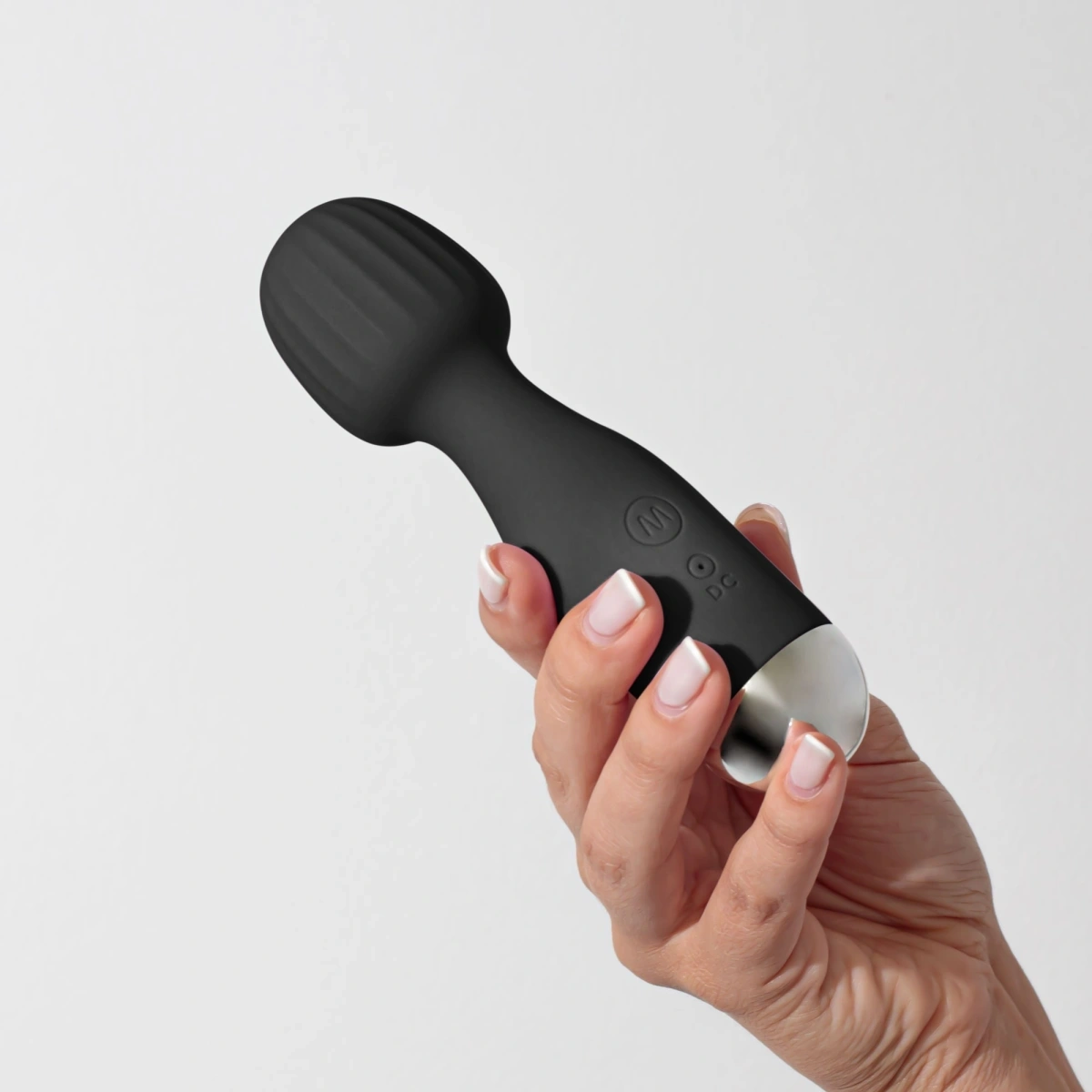 Vibrator Crushious Wanderlust Mini Wand, 10 Moduri Vibratii, Silicon, USB, Negru, 15 cm, #3, Erotic24.ro