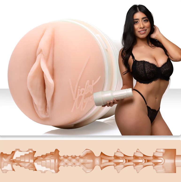 Masturbator Realist Violet Myers Fleshlight Girls