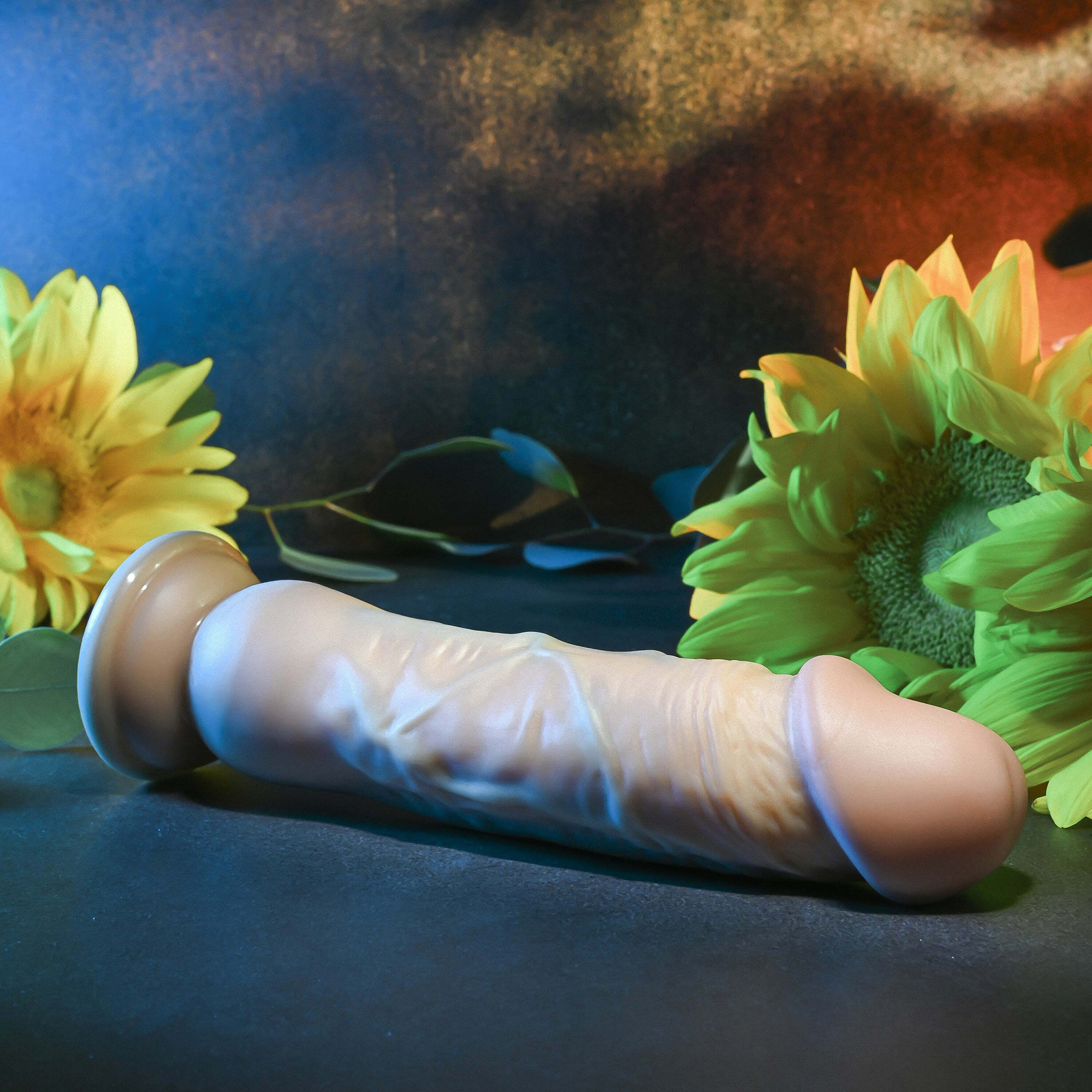 Dildo Ultra Realist Evolved cu Ventuza Natural 18.5 cm, #9, Erotic24.ro