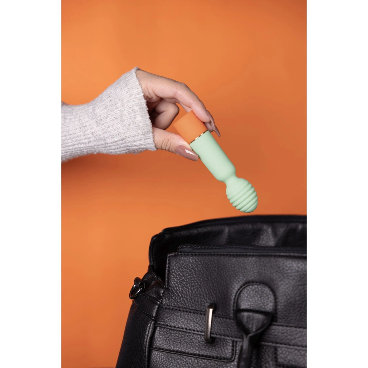 Vibrator Masaj Ribbed Mini Vibrator, 10 Moduri Vibratii, Silicon, USB, Verde, 12.2 cm, #7, Erotic24.ro