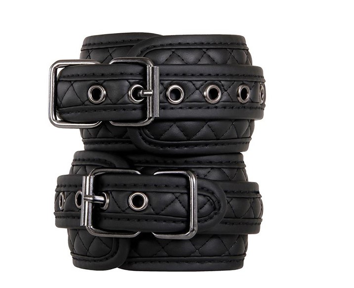 Catuse pentru Glezne Negre Diamond Luxury Fetish, Nr. 3, Erotic24.ro