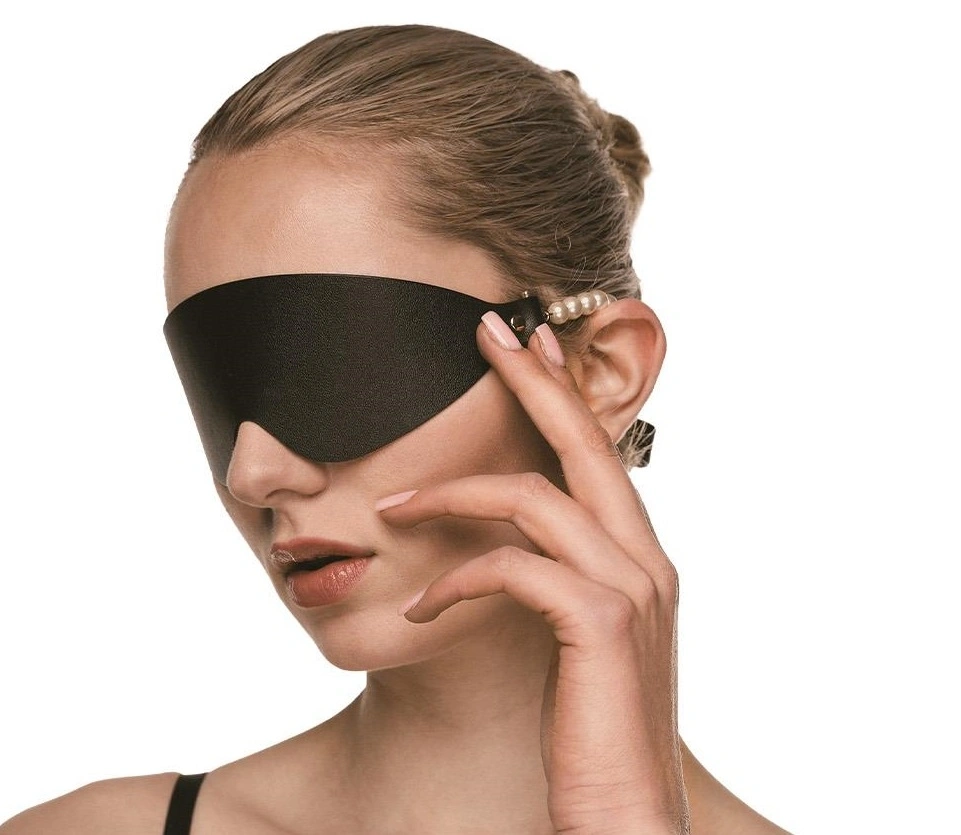 Masca de Ochi Boudoir Pearl Bindfold, Curele din Perle, Guilty Pleasure