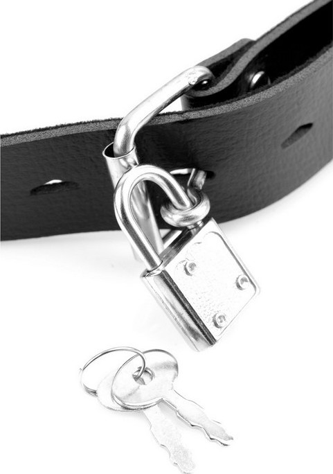 Calus cu penis Fetish Fantasy, Nr. 7, Erotic24.ro