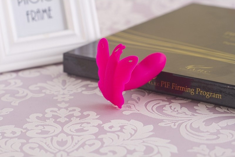 Lydia I Smart Butterfly Vibe - Cherry Red, Nr. 3, Erotic24.ro